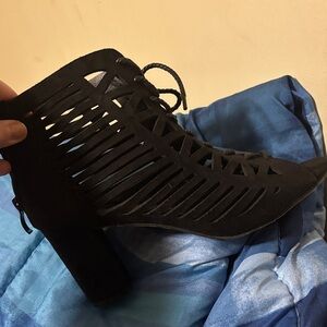 Black Strappy Women's Heels